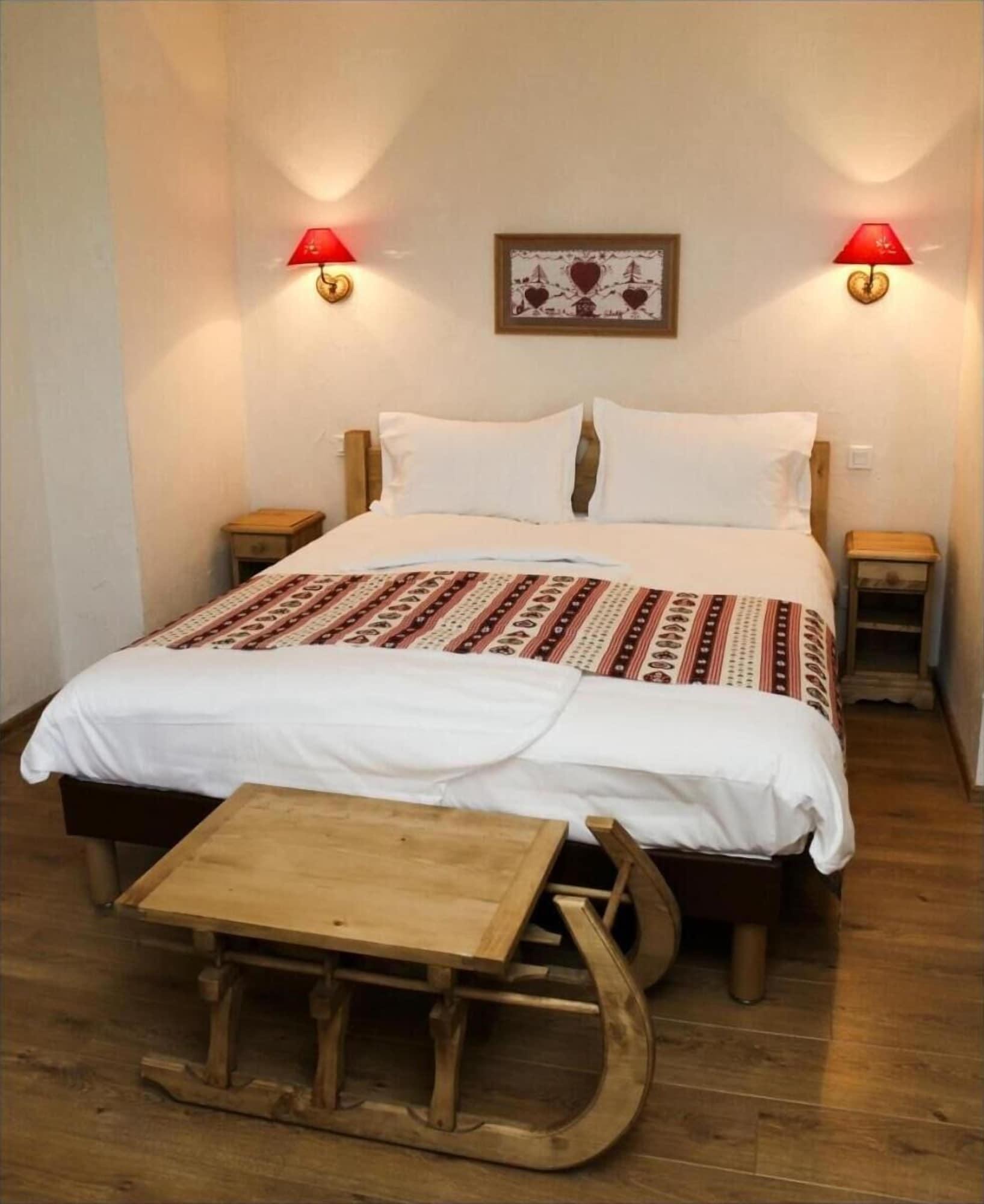 The Originals Boutique, Hotel La Ferme Du Pape, Eguisheim Exterior foto